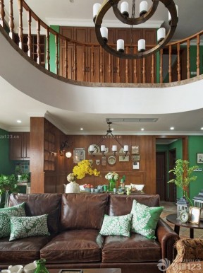 美式别墅设计 多人沙发装修效果图片