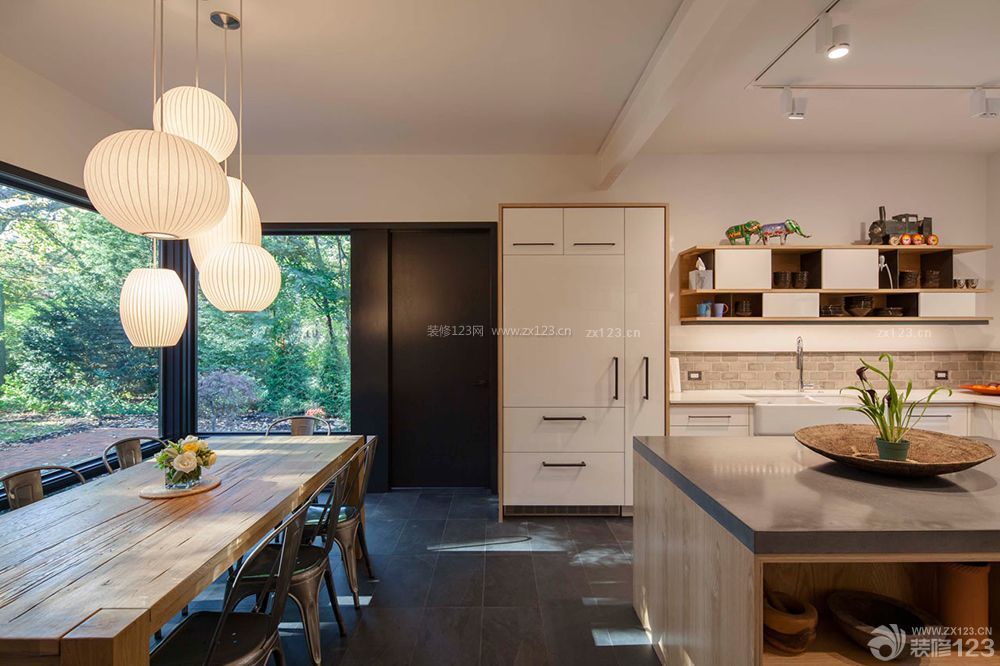 现代风格厨房餐厅一体装修效果120平米图片