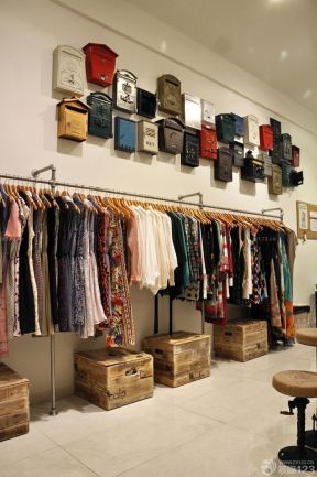 小型服裝店裝修效果圖 墻面設(shè)計(jì)裝修效果圖片