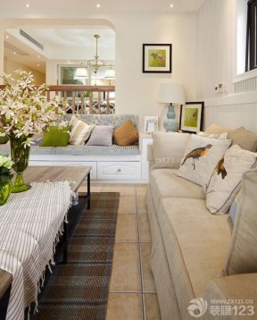 美式简约风格客厅多人沙发装修效果图片