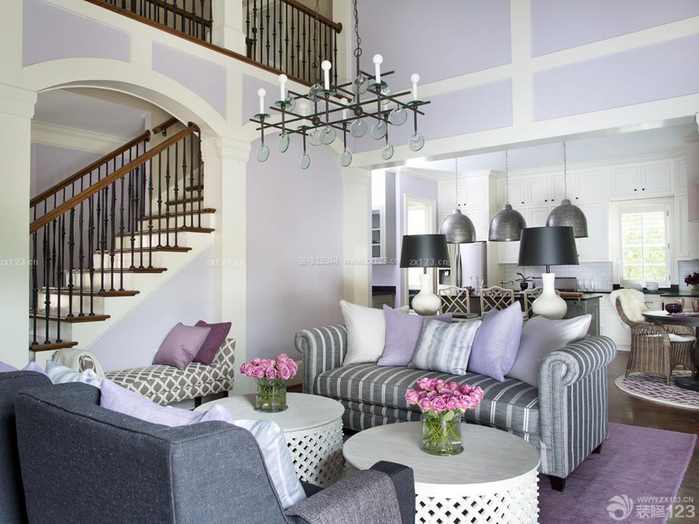 复式简约客厅紫色墙面装修布置效果图片