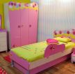 时尚粉色儿童小卧室设计图