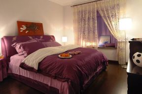 跃层住房卧室紫色窗帘装修效果图片 