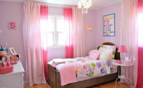 温馨粉色女生卧室彩色圆点拉帘装修效果图片