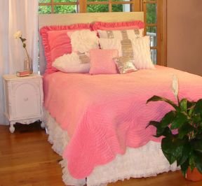 小别墅温馨粉色女生卧室设计图