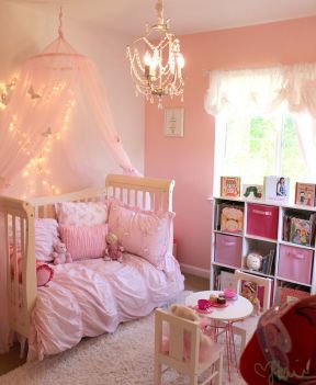 温馨粉色女生卧室 现代小户型家装