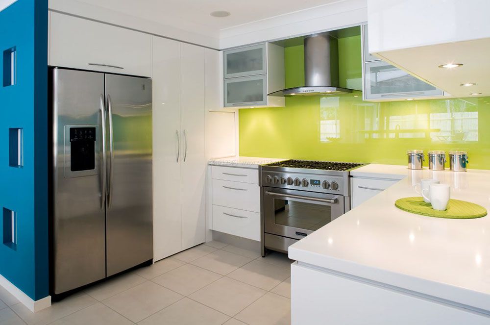 现代简约风格家居厨房装修效果图片
