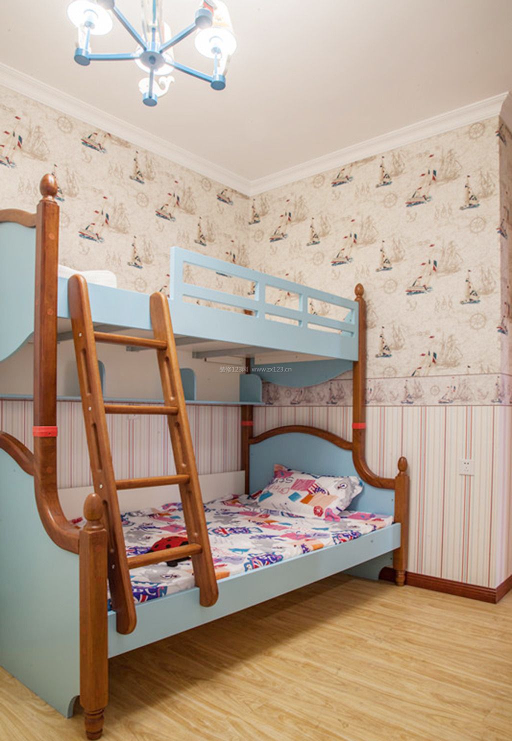 12平米卧室高低床装修效果图片