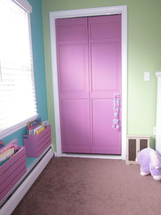 现代简约风格家装粉色门装修效果图片