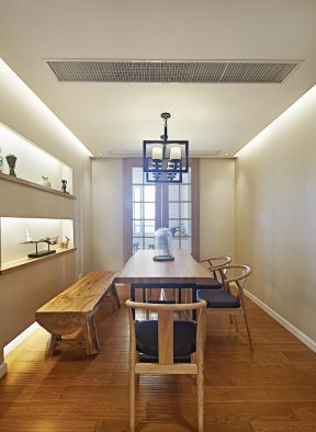 家装中式风格实木餐桌装修效果图片