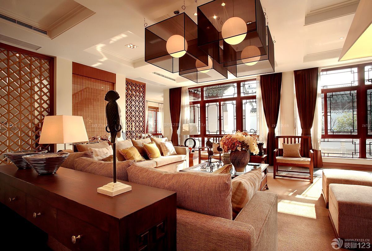 现代中式风格家装客厅窗帘图片