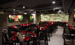 现代中式餐厅水泥板墙面装修效果图片