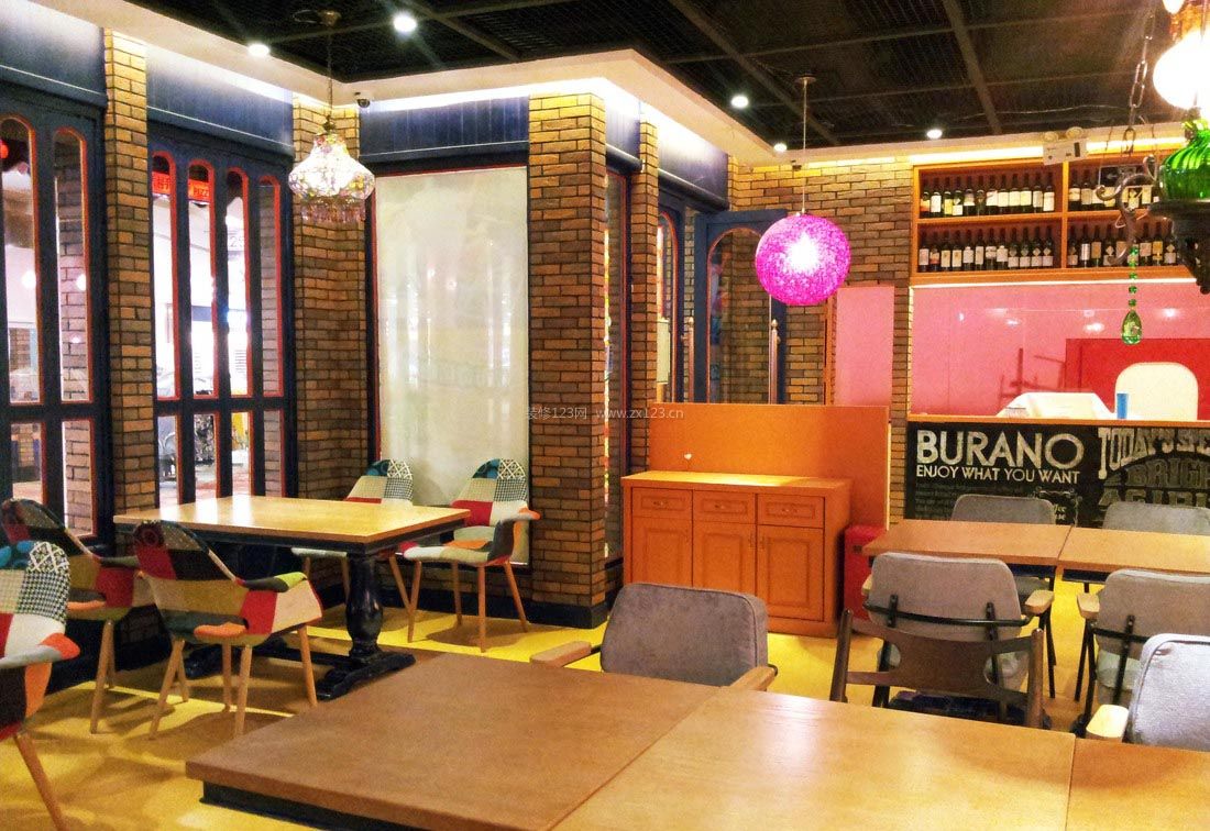 小吃店面室內(nèi)墻磚背景墻裝修效果圖片
