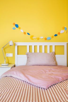 北欧风格家装设计卧室墙壁颜色效果图