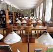 现代书馆书桌台灯装修设计效果图片