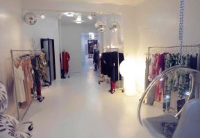 服裝店內(nèi)裝修效果圖 簡約室內(nèi)裝修設(shè)計