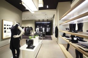 服裝店內(nèi)裝修效果圖 現(xiàn)代風(fēng)格設(shè)計(jì)