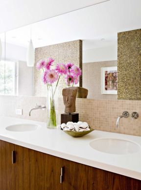 美式室内设计卫生间瓷砖搭配效果图片