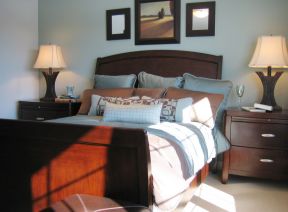 美式家庭小复式卧室装修效果图片
