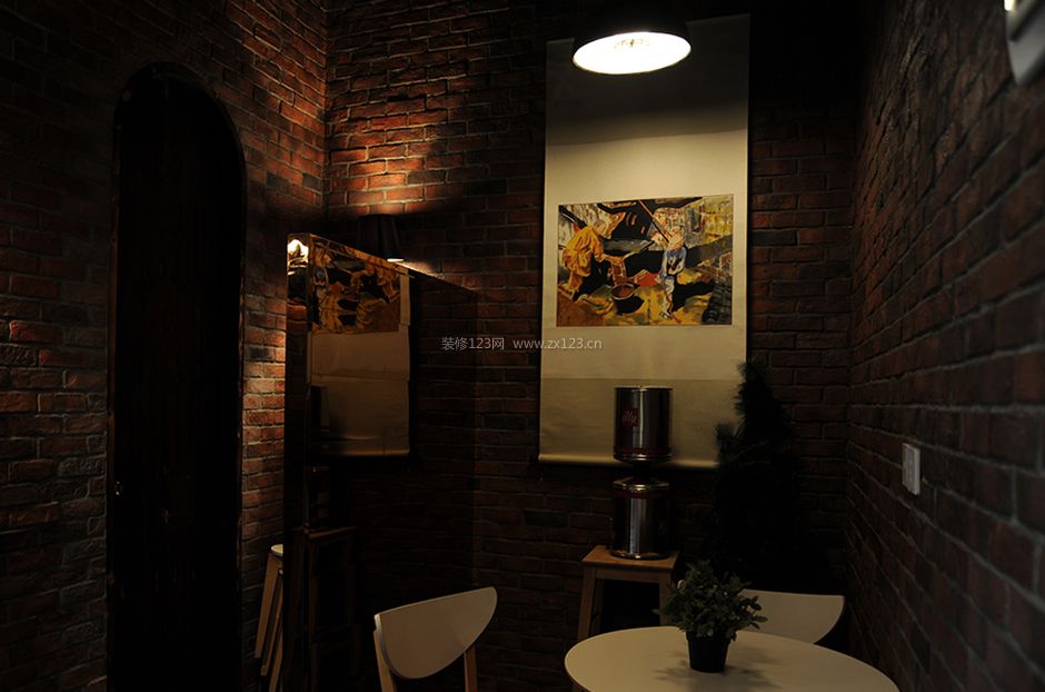 小型咖啡厅室内墙砖墙面装修效果图片