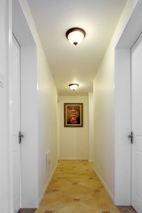 浅黄色地板家装图 走廊装修效果图片
