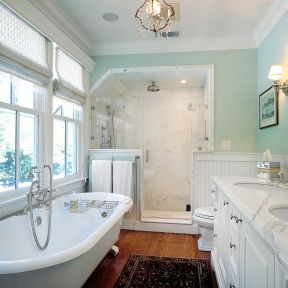 欧式家居浴室白色浴缸装修效果图片大全