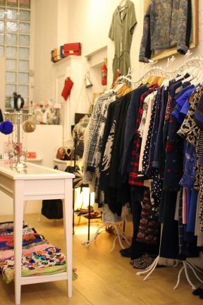 服裝店裝潢效果圖