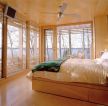 木屋别墅带飘窗卧室吊顶图片