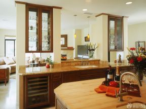 厨房和客厅的隔断图 现代简欧风格