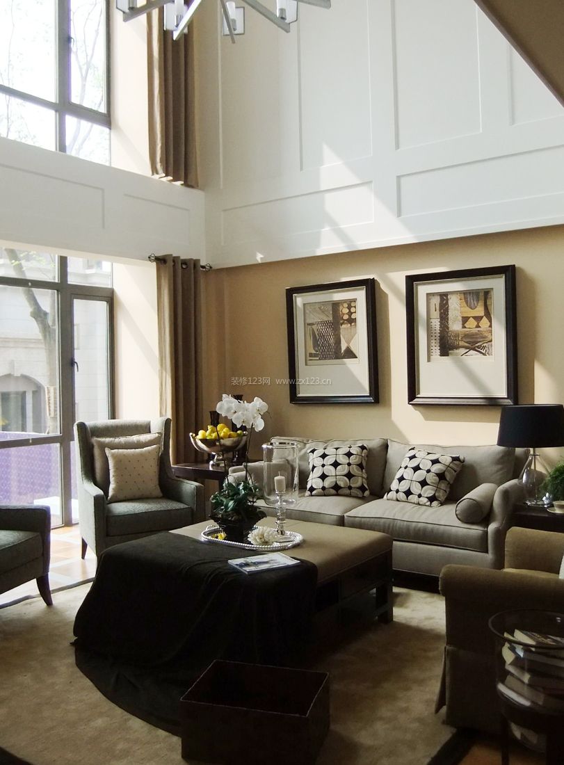 简约风格室内客厅设计沙发摆放装修效果图片