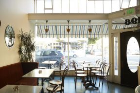 欧式咖啡厅效果图 橱窗设计