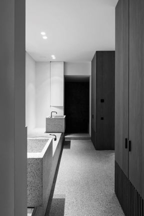 现代简约黑白风格卫浴展厅效果图片