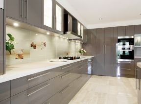 现代家装设计厨房地砖颜色效果图
