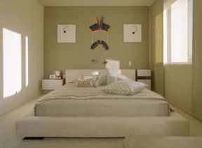 小户型卧室装饰 榻榻米床装修效果图片