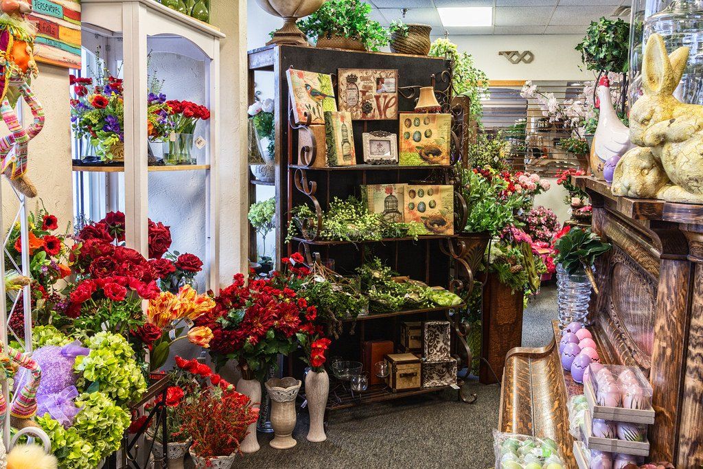 鮮花店店面展示柜裝修效果圖片