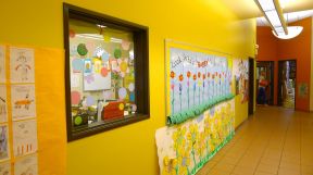 幼儿园效果图 黄色墙面装修效果图片