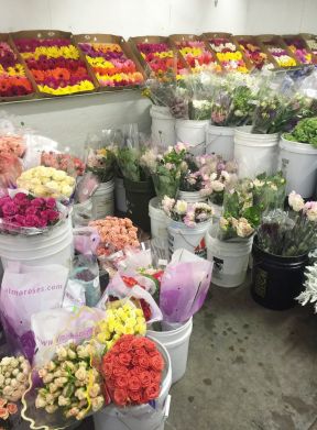 小型花店装修效果图