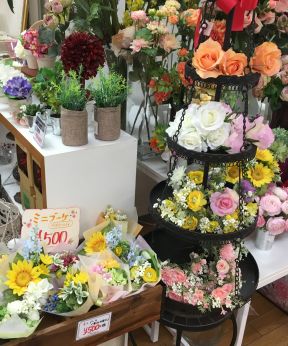 小型花店装修效果图