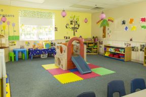 幼儿园设计效果图 室内幼儿园滑梯图片