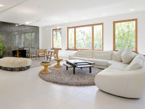 现代房子客厅设计多人沙发装修效果图片