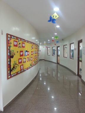 幼儿园走廊装修图片 幼儿园走廊吊饰效果图片