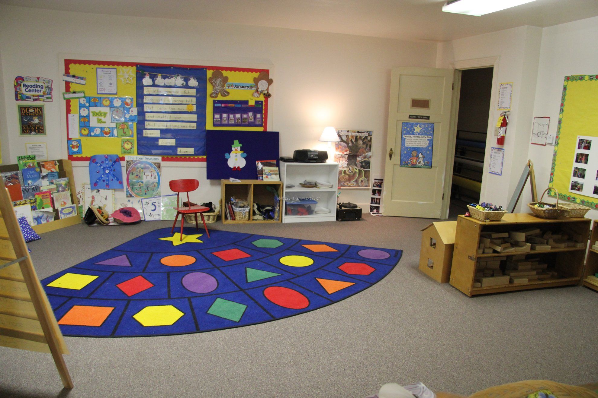 幼儿园室地板装修效果图