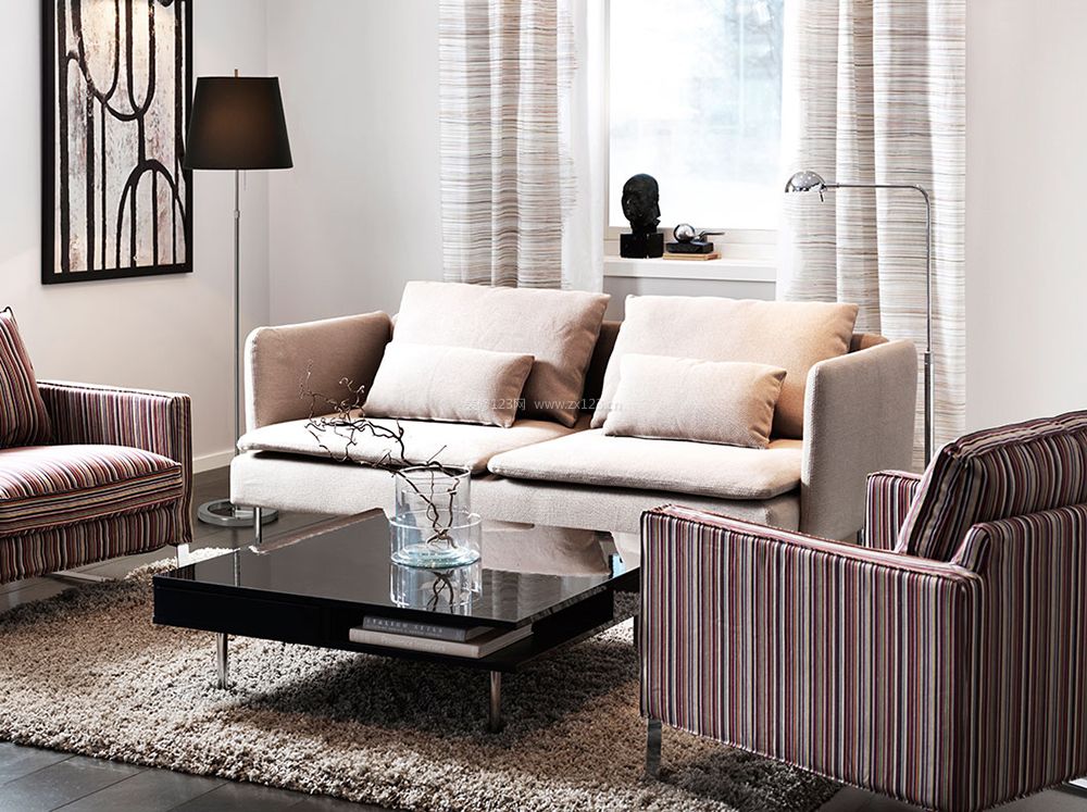 现代简约客厅小户型沙发布置效果图