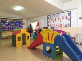 幼儿园室内环境滑梯装修设计