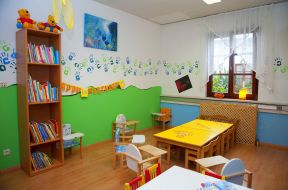 幼兒園書柜裝修效果圖 現(xiàn)代風(fēng)格