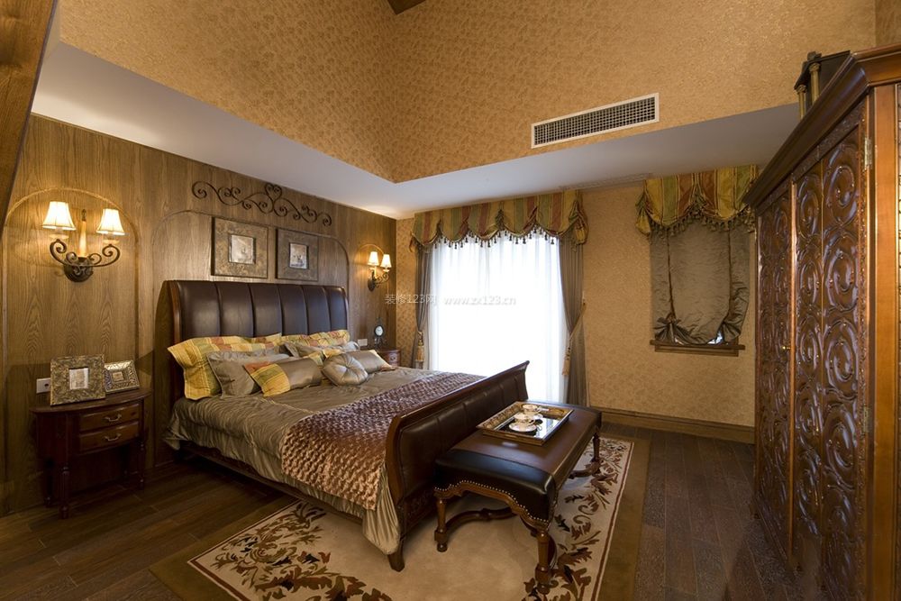 140平米欧式卧室木质床头背景墙装修效果图片大全