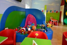 高檔幼兒園裝修圖 室內(nèi)裝飾設(shè)計效果圖