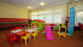高檔幼兒園裝修圖 室內(nèi)裝飾設(shè)計(jì)效果圖