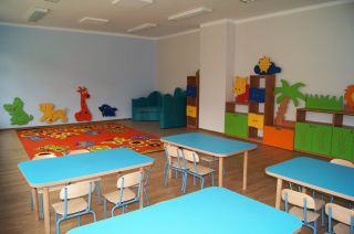 高档国外幼儿园教室装修效果图