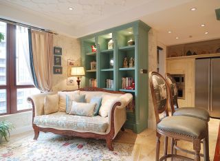 美式别墅装修室内古典沙发效果图